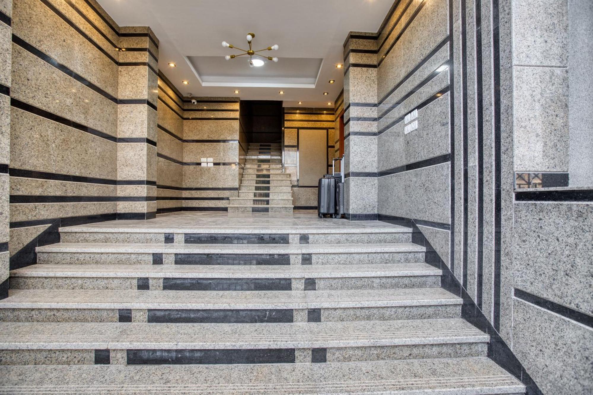 Travelholic Auc Residence Каир Экстерьер фото